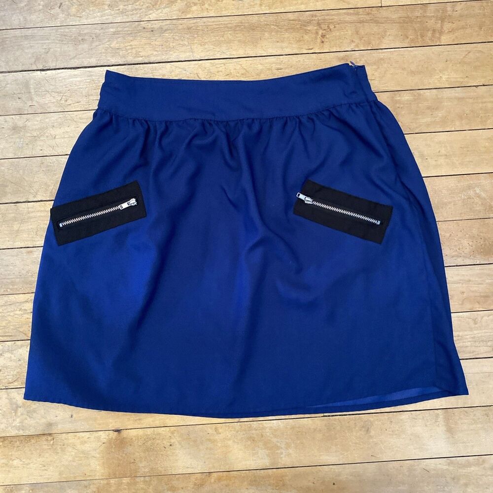 Tinley Road Women’s Size Small Blue Mini Skirt Zip Pockets Lined Side Zip